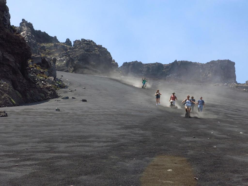 Traversata Valle del Bove - Etna
